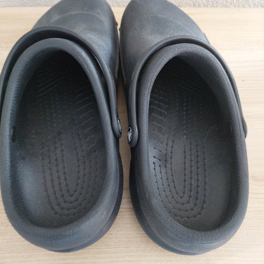 CROCS Bistro Black Work Clogs Men's Size 11 - Picture 2 of 6